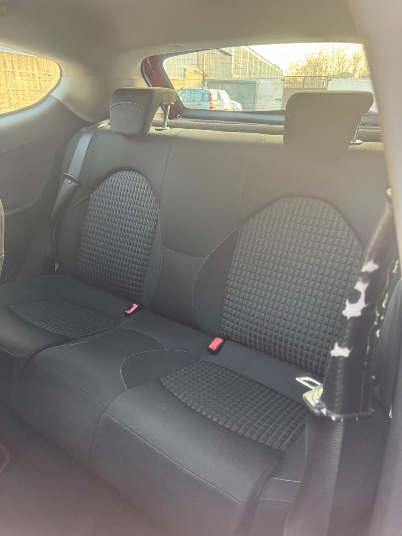 Alfa Romeo MiTo 1.4 78 CV Distinctive Sport Pack