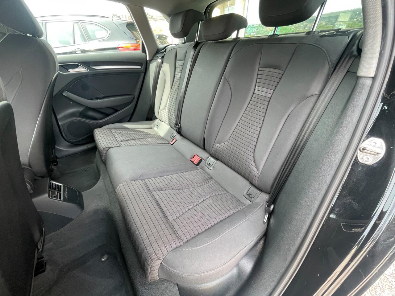 Audi A3 SPB 1.6 TDI Sport "97.000 KM"