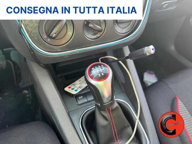 VOLKSWAGEN Golf 1.6 COMFORTLINE-CERCHI 17-RETROCAMERA-NAVI-