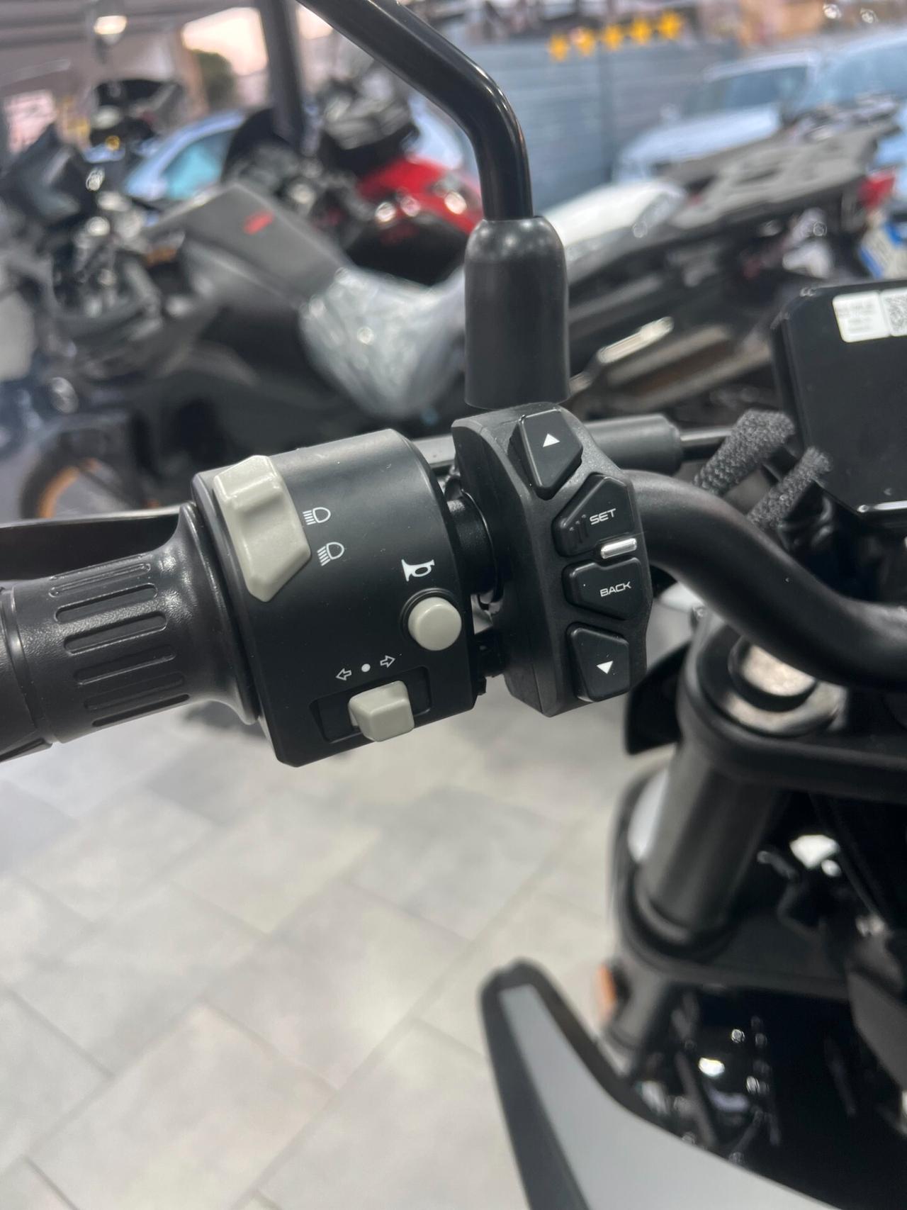 CF MOTO 125NK NUOVA PRONTA CONSEGNA