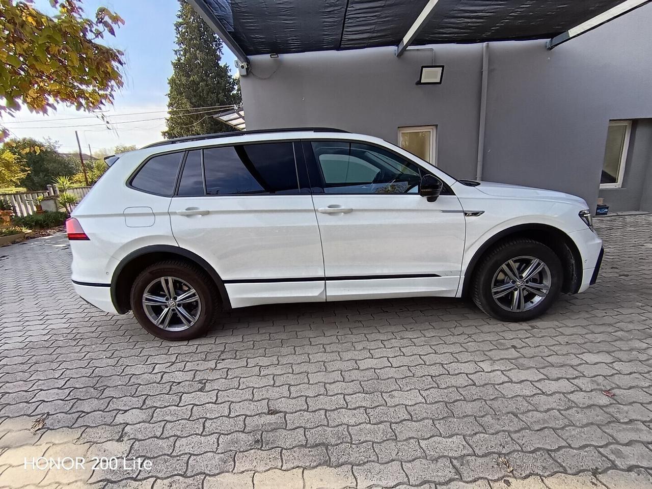 VOLKSWAGEN Tiguan Allspace 2.0 TDI DSG 4MOT R-LINE