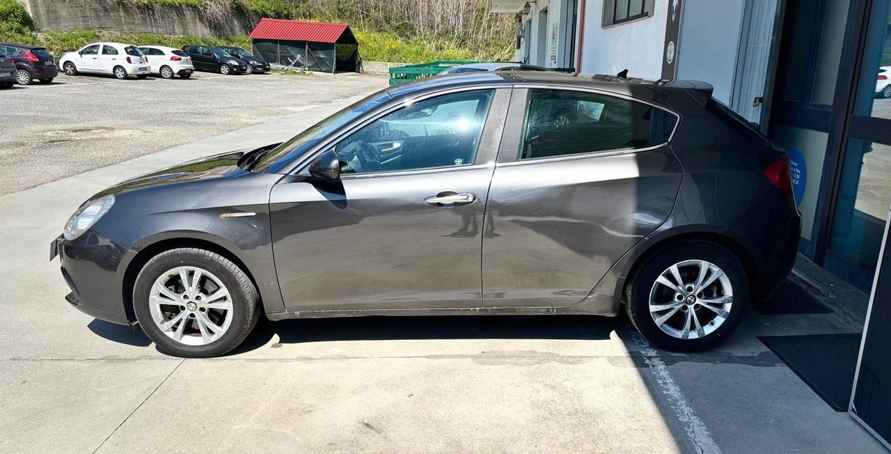 Alfa Romeo Giulietta 2.0 Jtdm Distinctive 170 cv