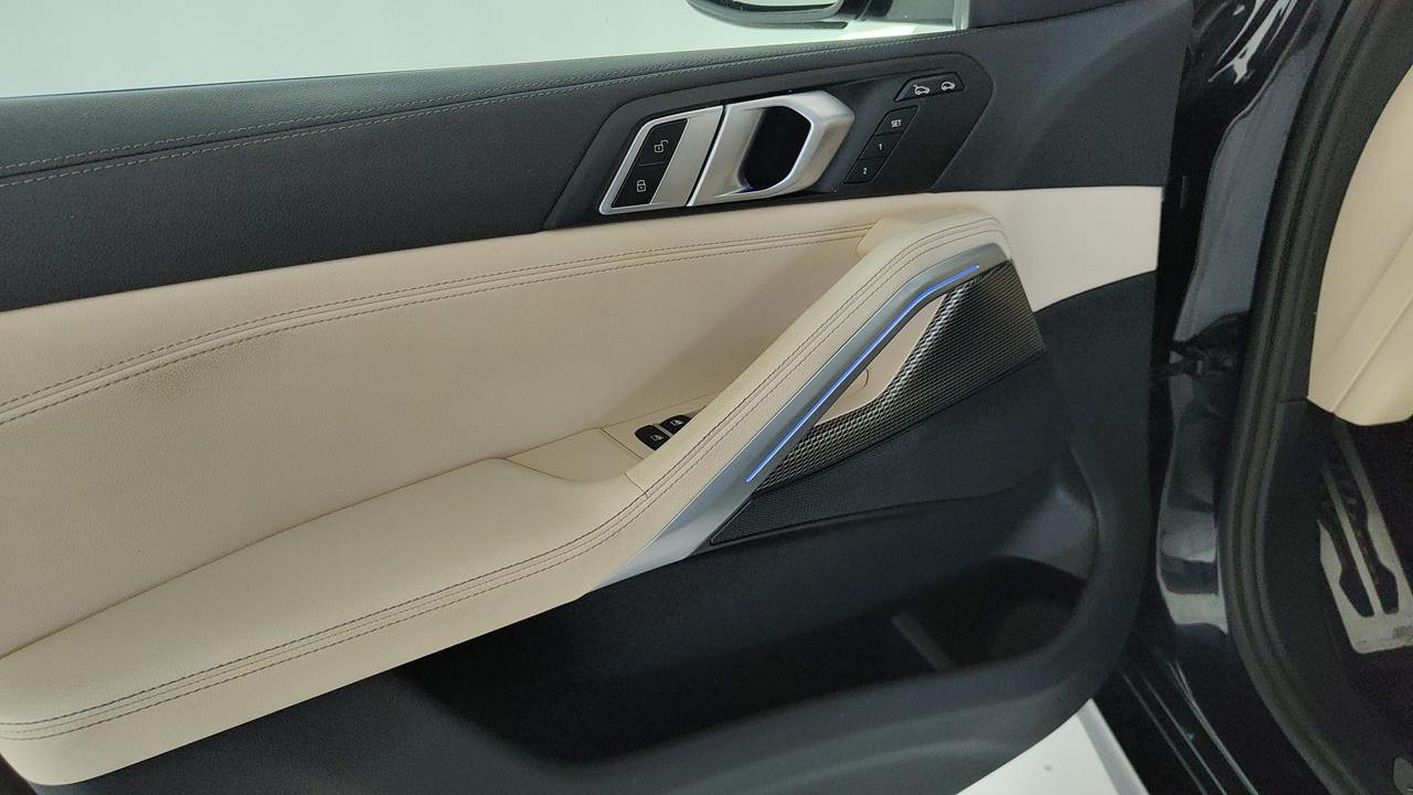 BMW X6 G06 - X6 xdrive30d mhev 48V Msport auto