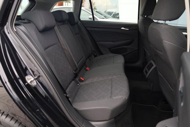 VOLKSWAGEN Golf Variant 1.0 eTSI EVO DSG Life