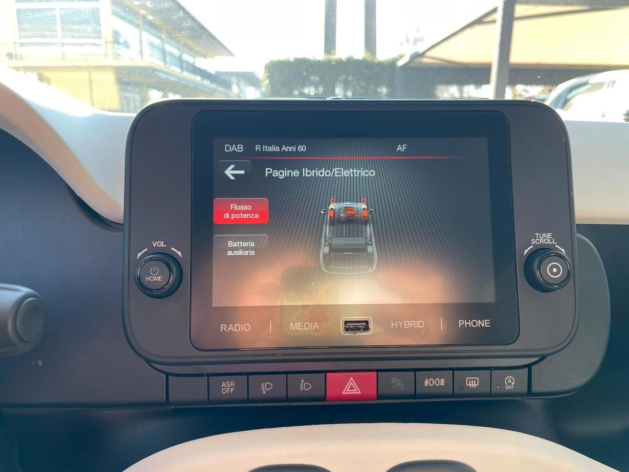 Fiat Panda Pandina CROSS 1.0 FireFly S&S Hybrid 70CV