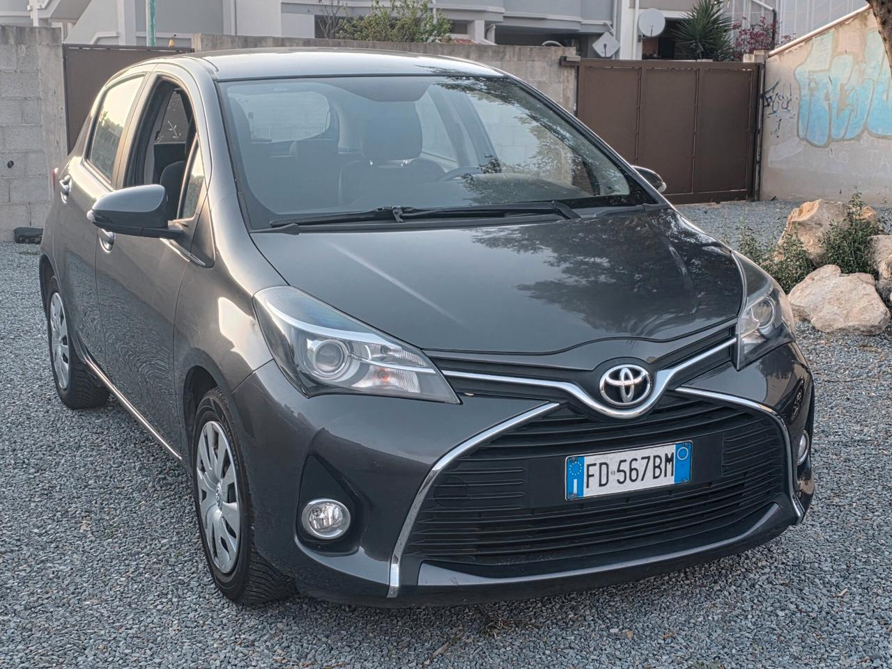 Toyota Yaris 1.0 benzina