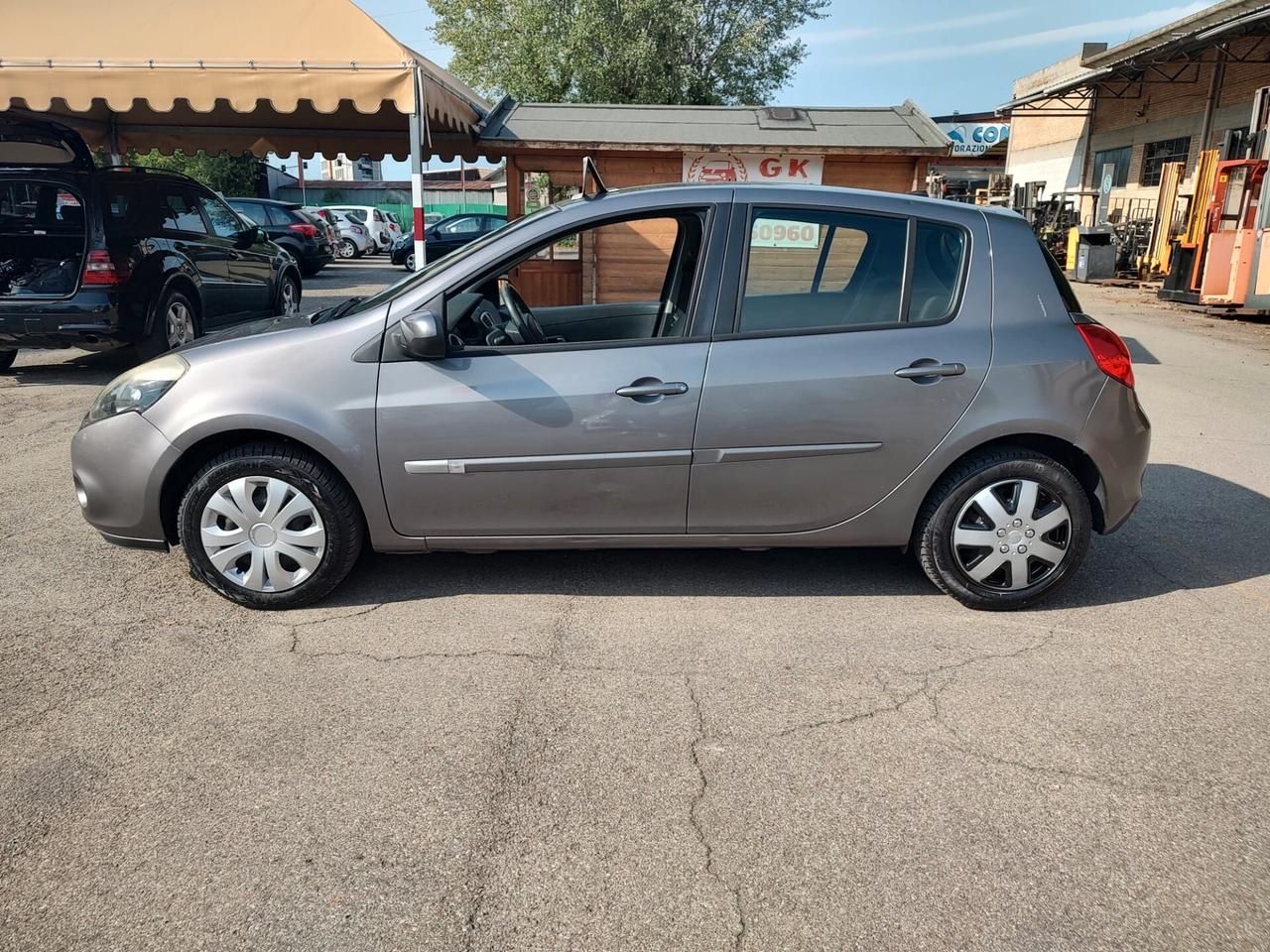 Renault Clio 1.2 16V 5 porte Dynamique, BENZINA\GPL, OK NEOPATENTATI, GARANZIA L.12 MESI