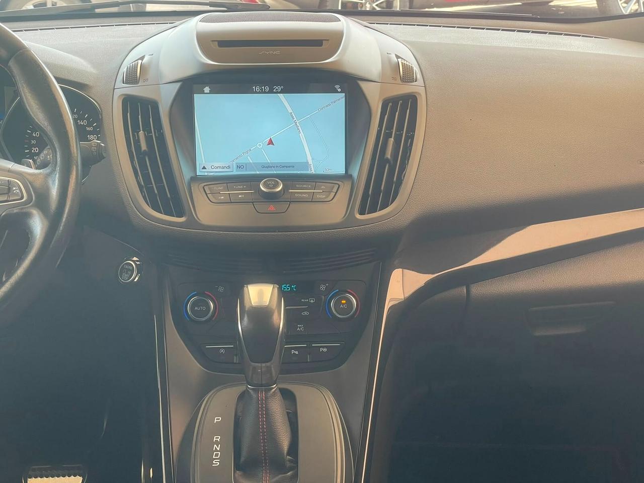 Ford Kuga 1.5 TDCI 120 CV 2WD Powershift Titanium Cambio auto