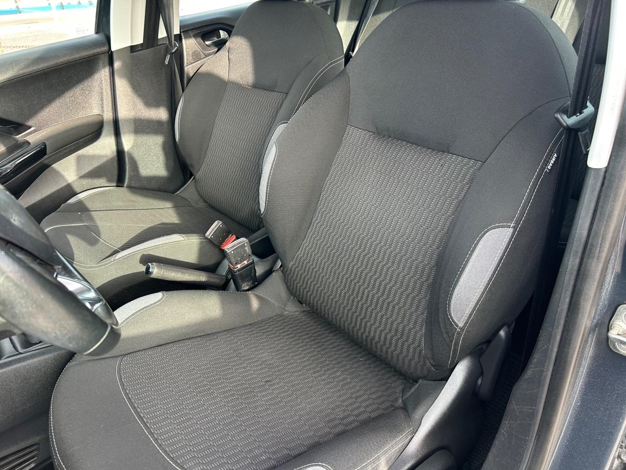 Peugeot 208 BlueHDi 75 5 porte Allure