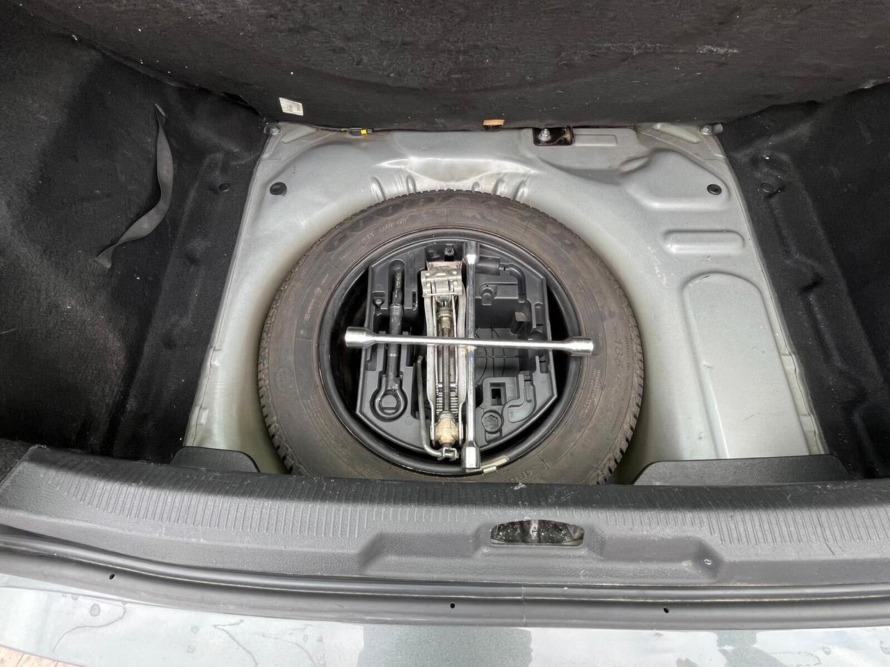 Peugeot 207 1.4 HDi 70CV FAP 5p. X Line