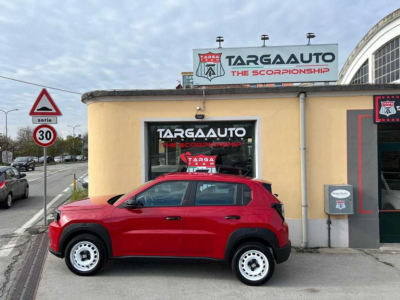 Fiat Grande Panda 44Kwh Red
