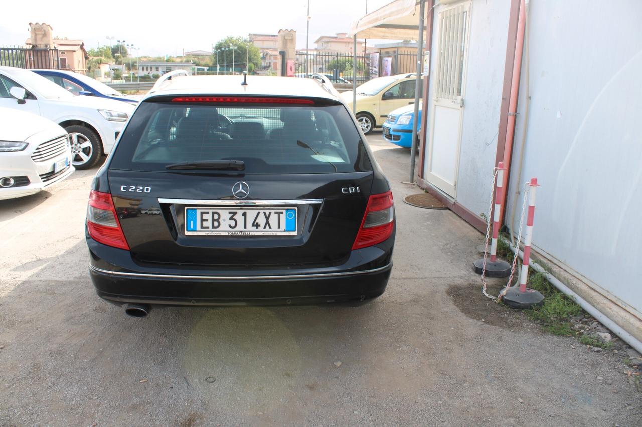 Mercedes-benz C 220 CDI BlueEFFICIENCY Avantgarde