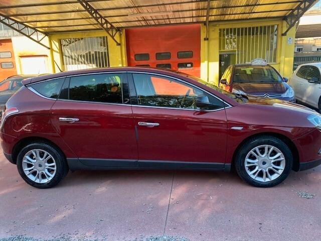 Lancia Delta 1.6 MJT DPF Selectronic Platino