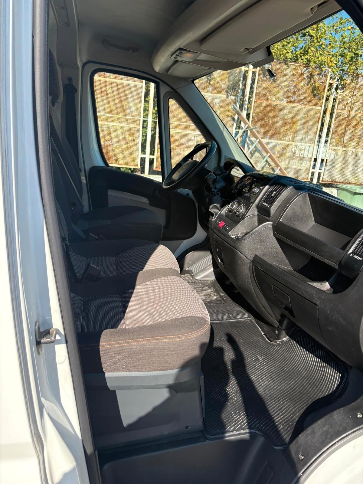 Peugeot Boxer 335 2.0 BlueHDi 160CV PASSO LUNGO