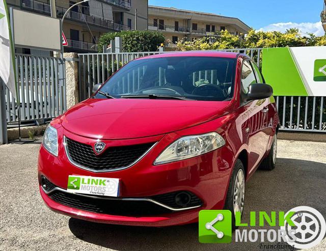 LANCIA Ypsilon 1.2 69 CV 5 porte Platinum