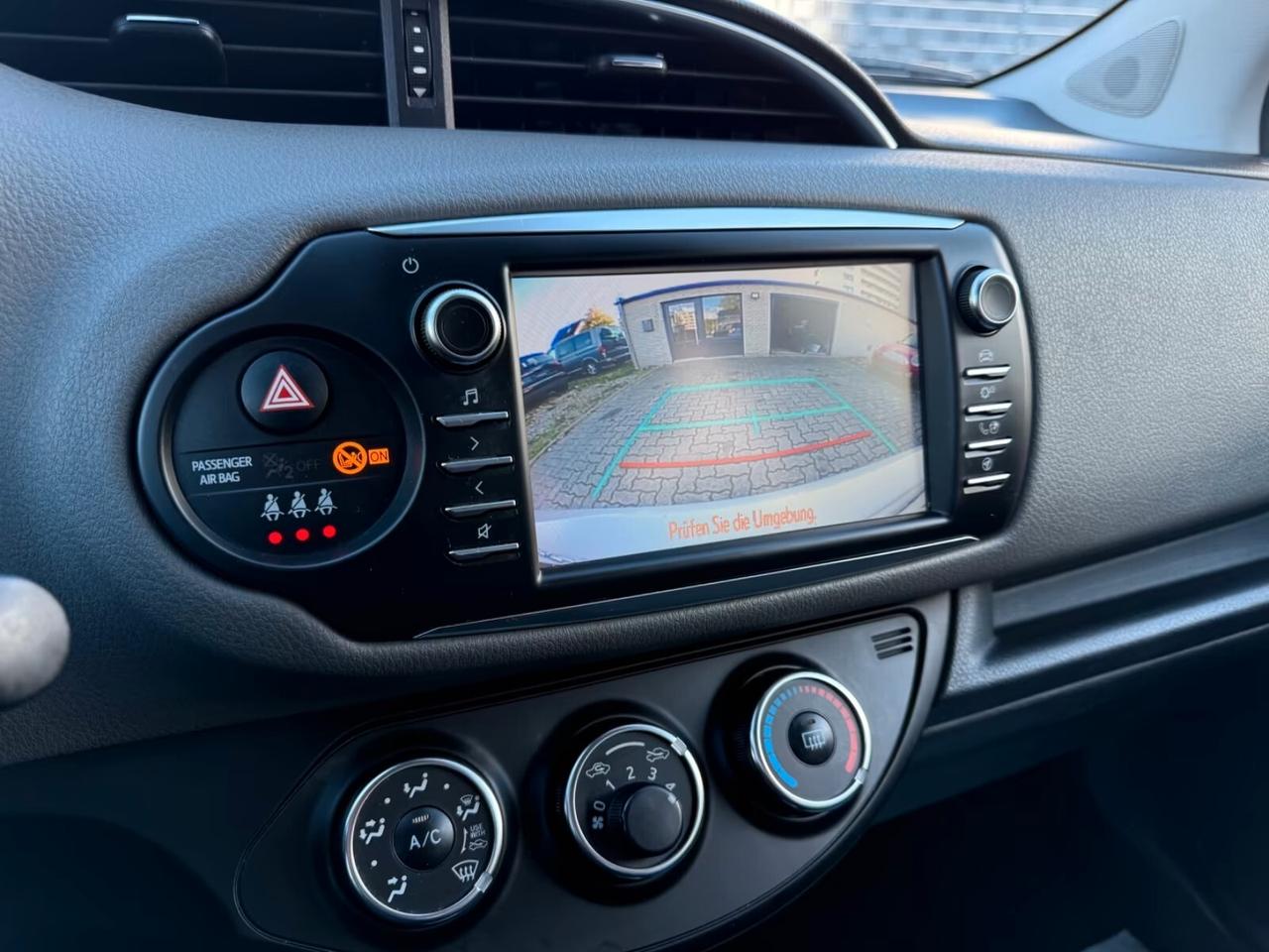 Toyota Yaris 1.0 5 porte Business