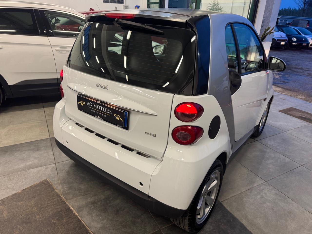 Smart ForTwo 1000 52 kW MHD coupé pure NEOPATENTATI