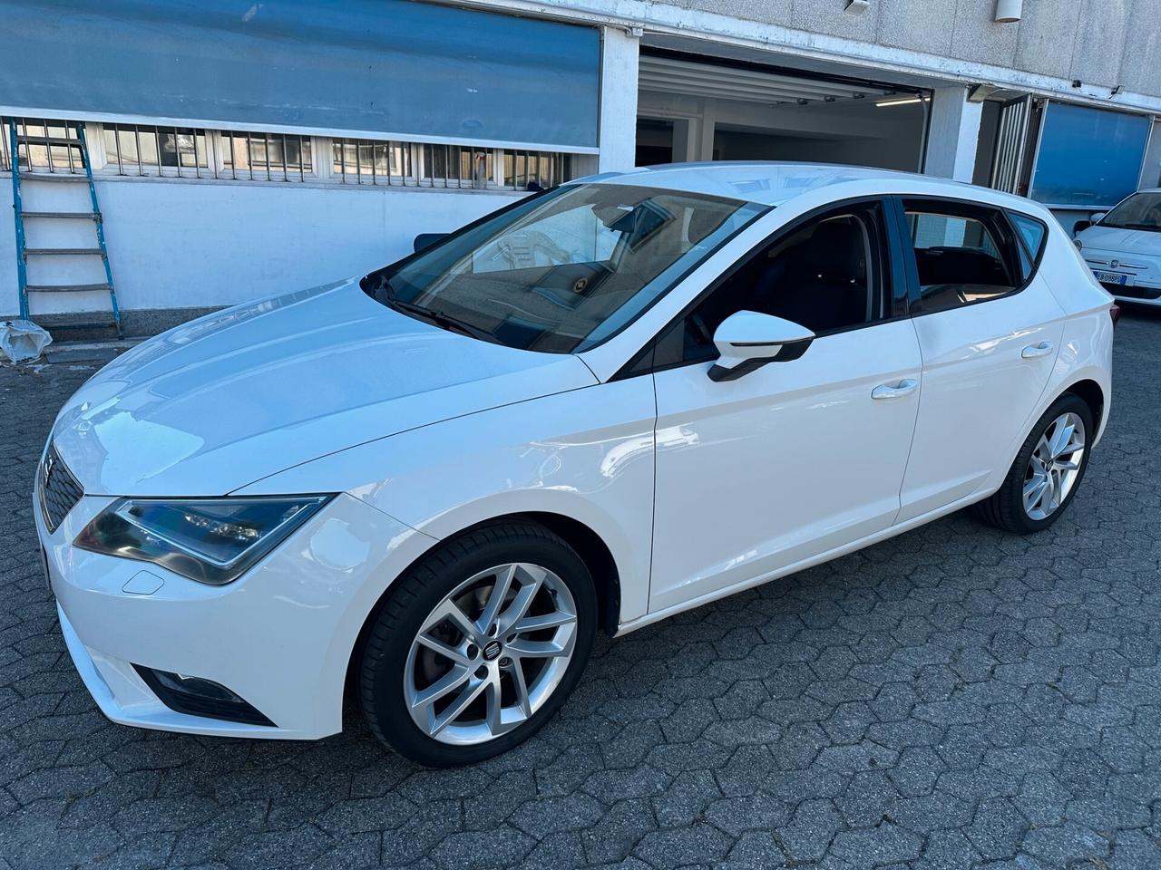 Seat Leon 1.6 TDI 105 CV 5p. Style