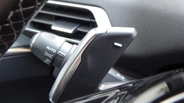 PEUGEOT 3008 BlueHDi 120 S&S EAT6 Allure