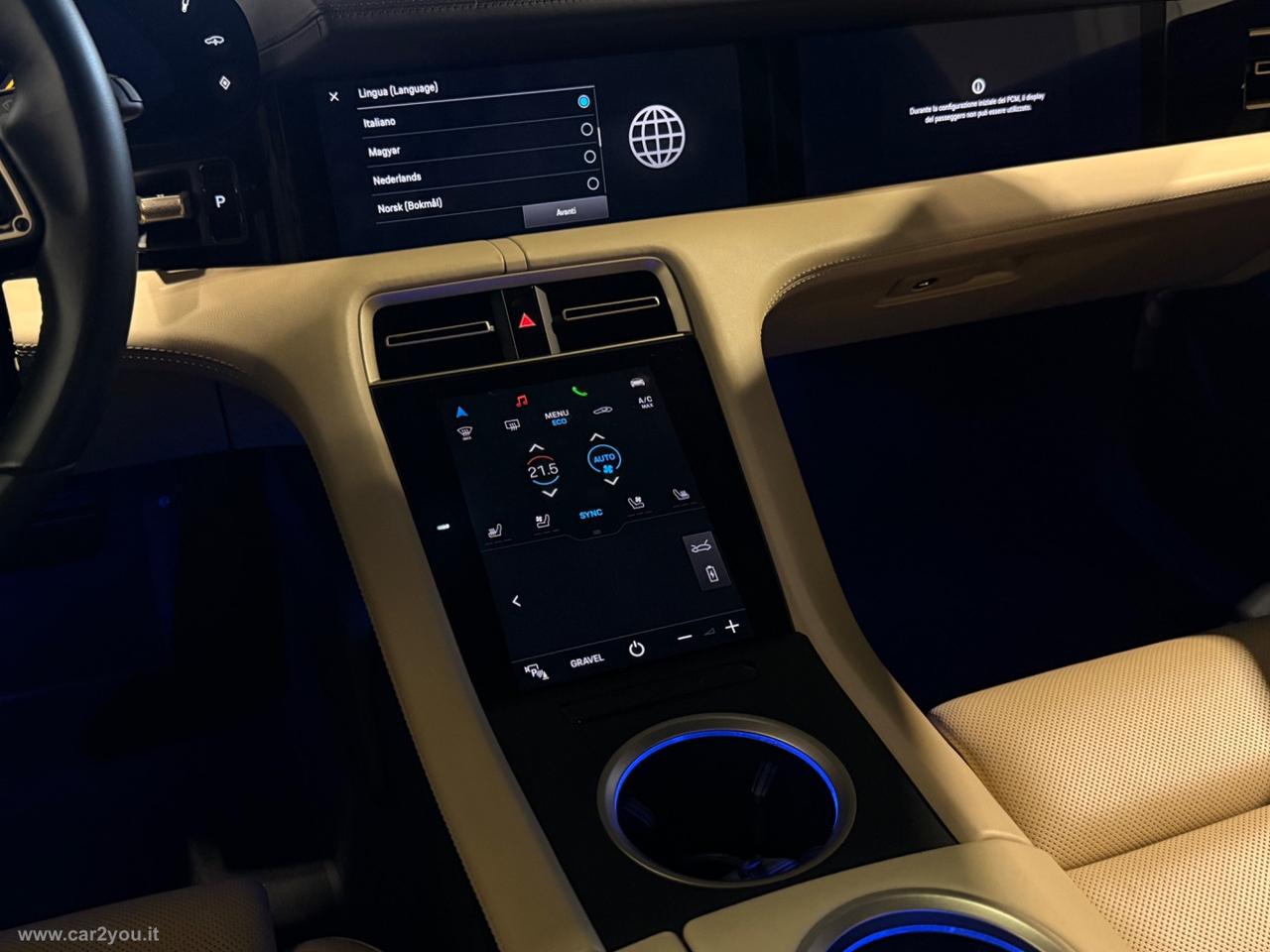 PORSCHE Taycan 4 Cross Turismo