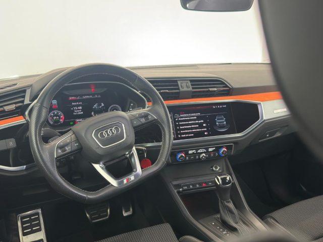 AUDI Q3 35 TDI S line edition