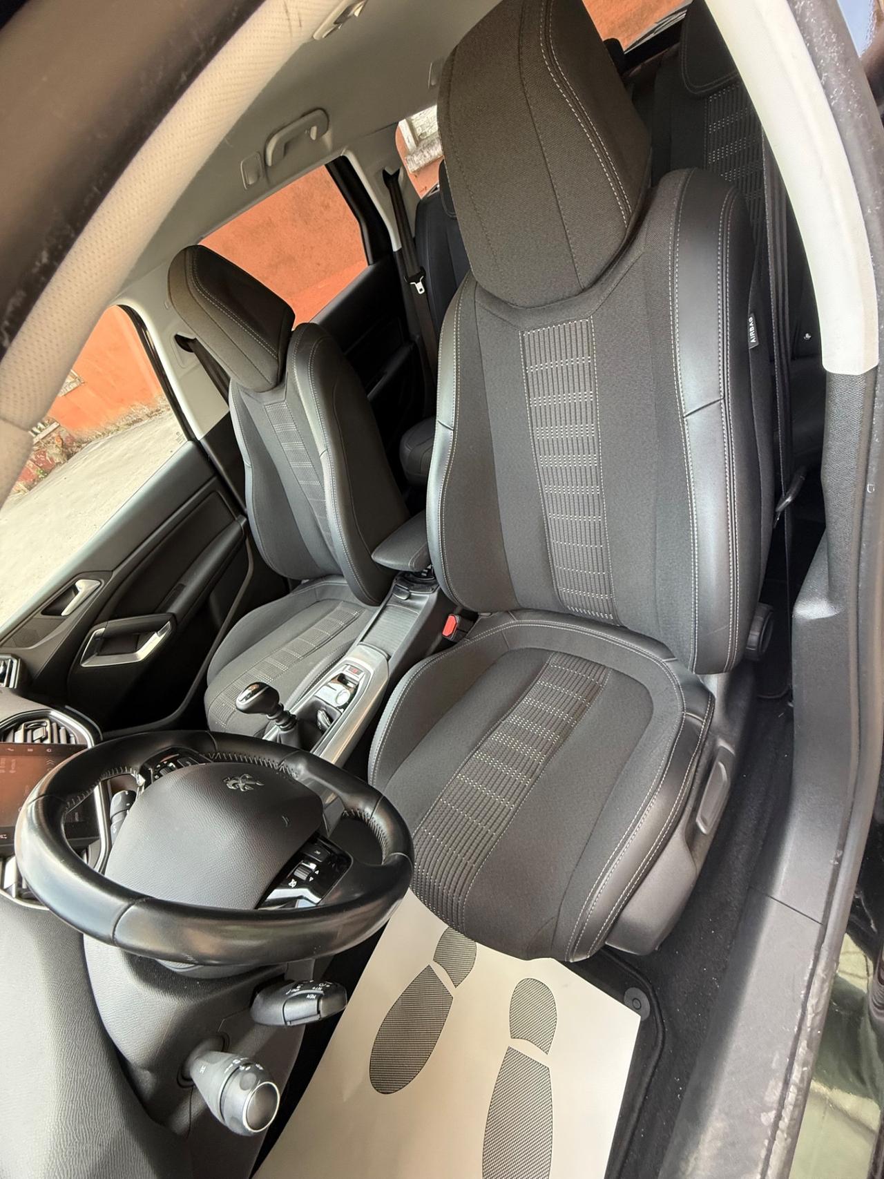 Peugeot 308 BlueHDi 130 S&S Allure