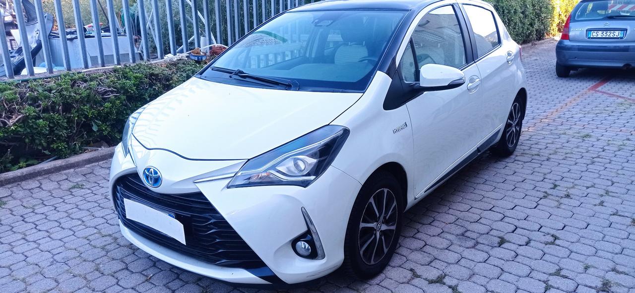 Toyota Yaris Tetto Nero , Carrozzeria Bianco Perla Metallizzato