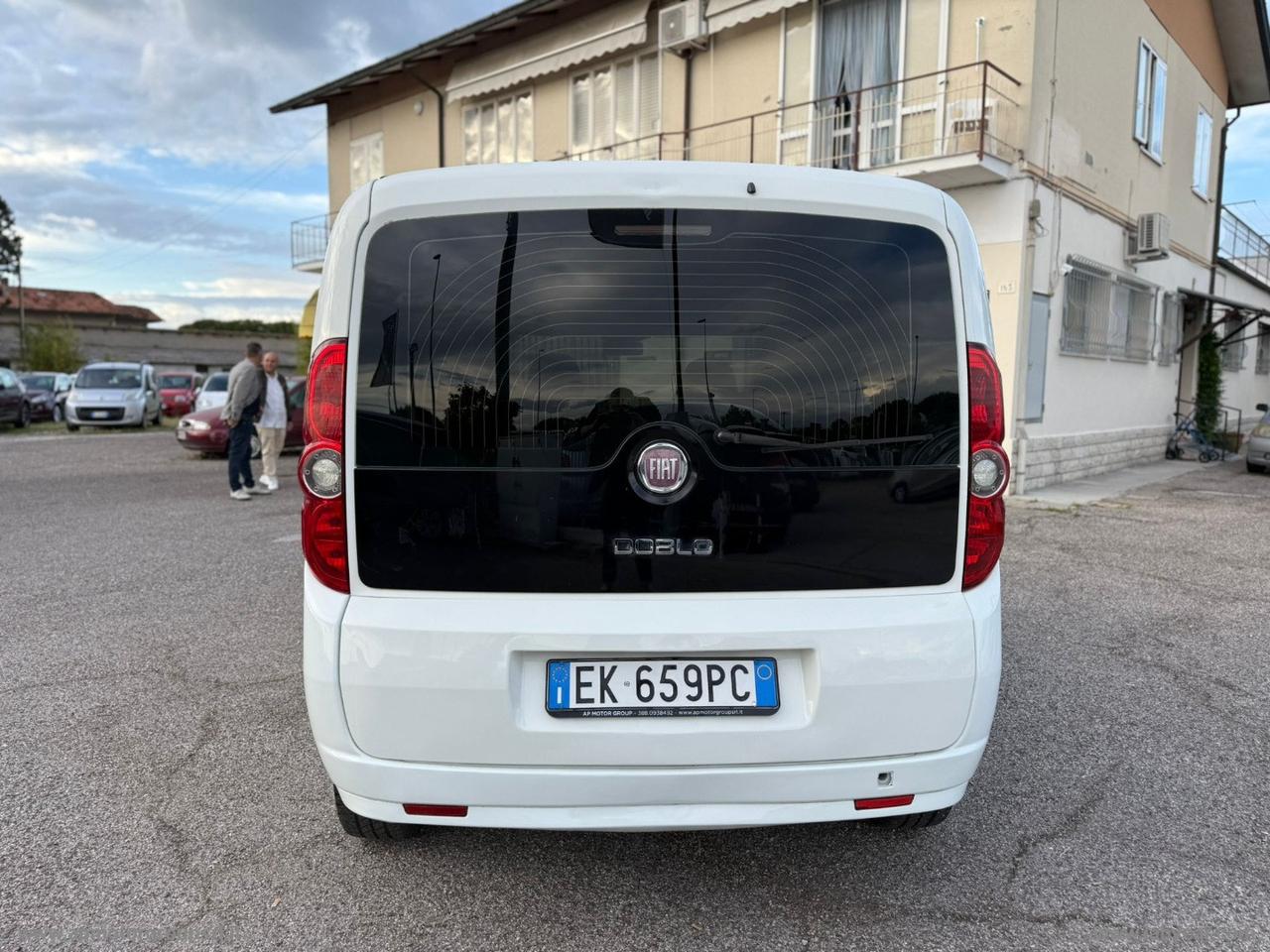 FIAT Doblò 1.4 16V Emotion