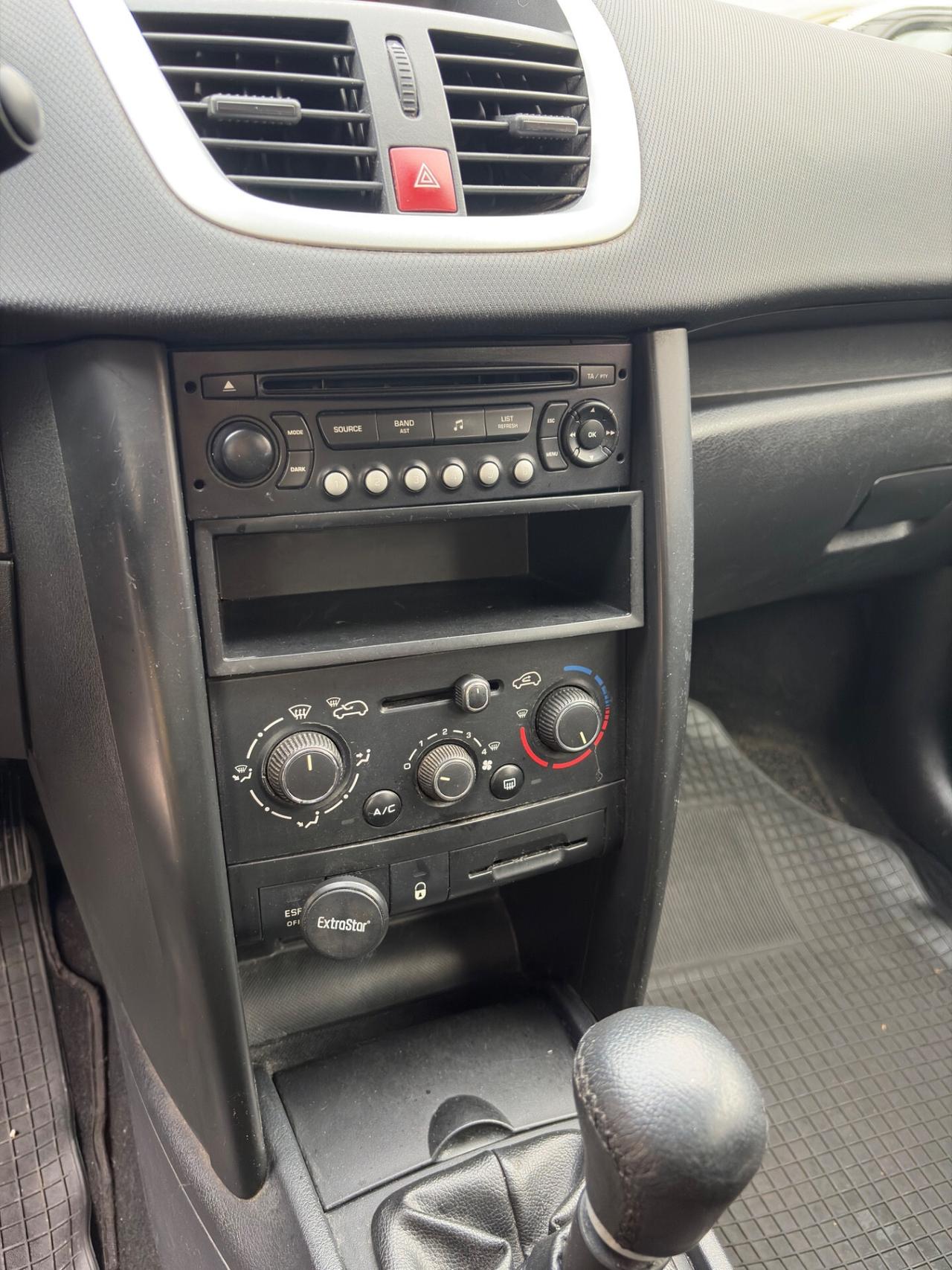 Peugeot 207 1.4 GPL 75CV SW 156000km