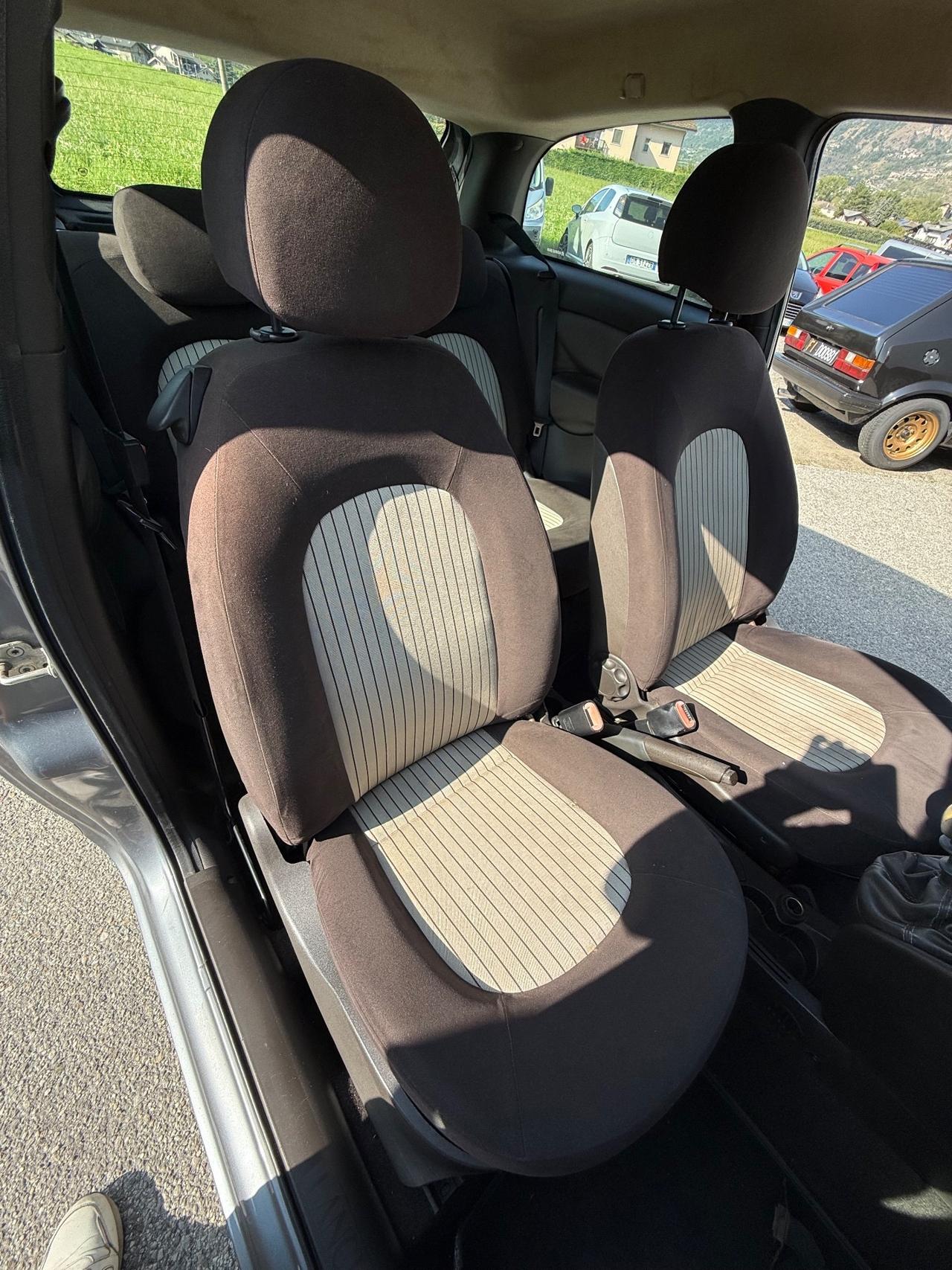 Lancia Ypsilon 1.2 Argento