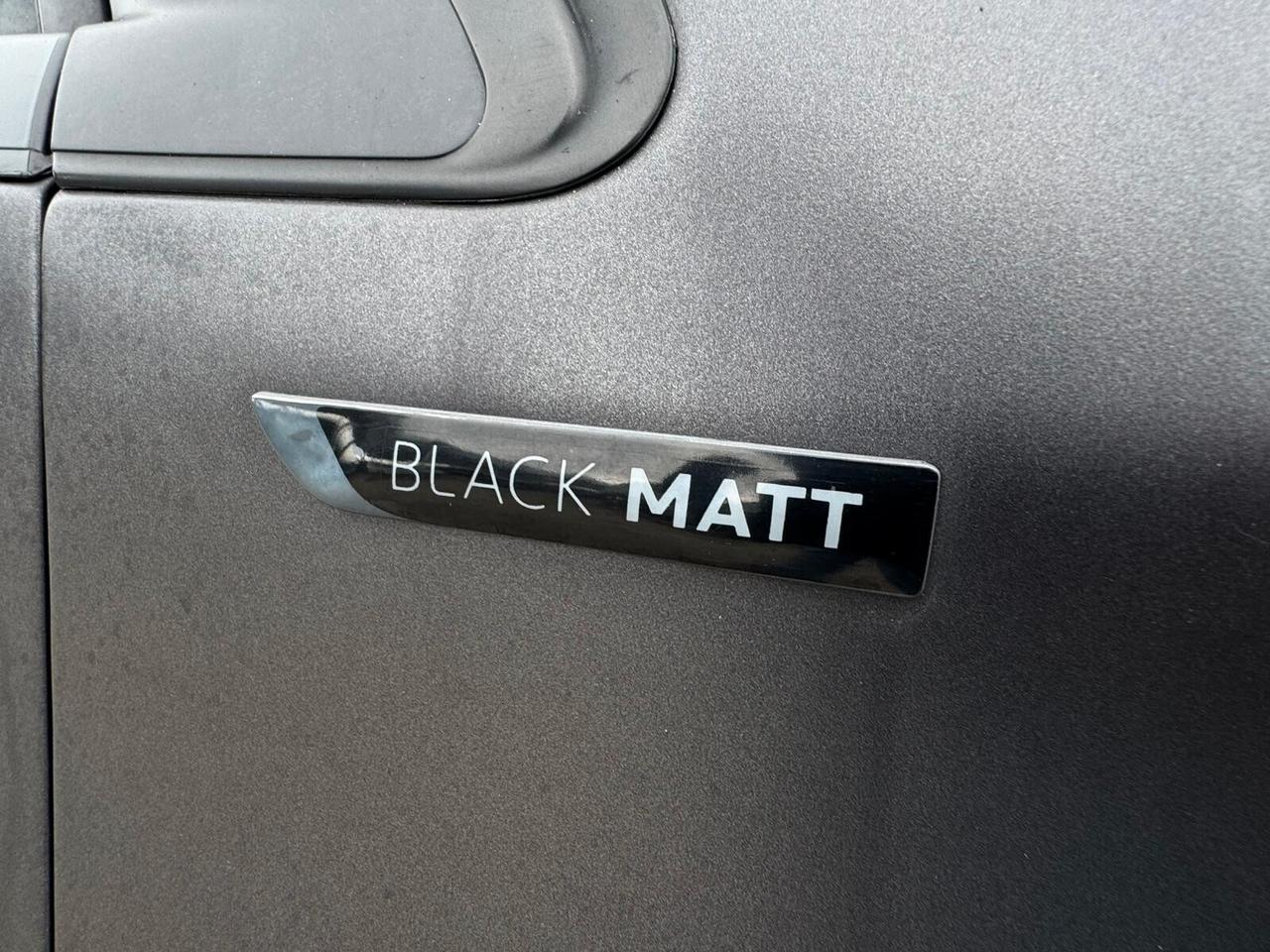 Peugeot 2008 BlueHDi 120 S&S Black Matt