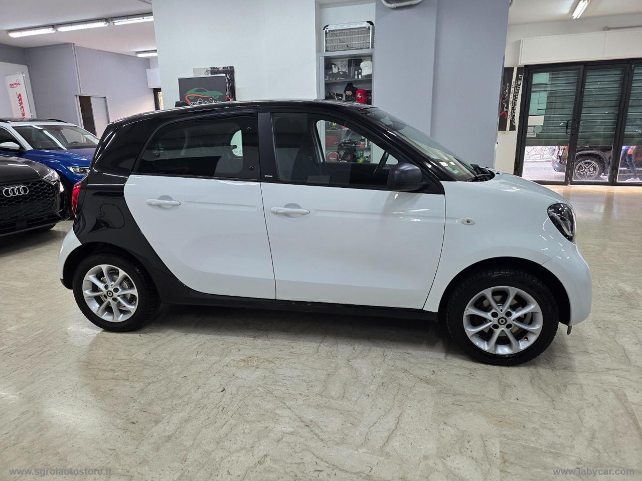 SMART forfour 70 1.0 twinamic Passion