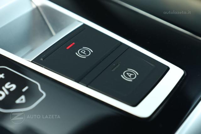 AUDI Q8 50 TDI 286 CV Sline quattro tiptronic