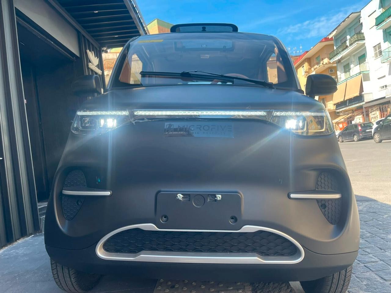 Minicar Elettrica Microfive London Pronta consegna