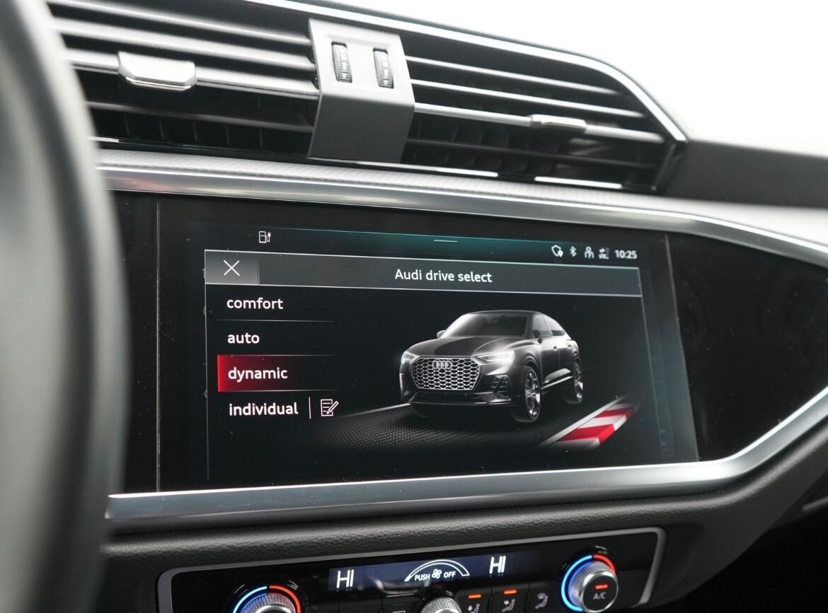 Audi Q3 Sportback e S line 28KM/1 LITRO IVA COMPRESA