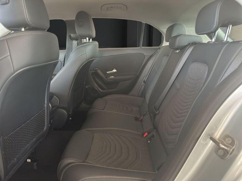 Mercedes-Benz Classe A A 180 d Advanced Auto