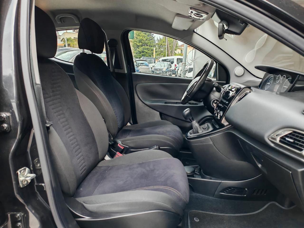 Lancia Ypsilon 1.3 MJT 16V 95 CV 5 porte S&S Platinum