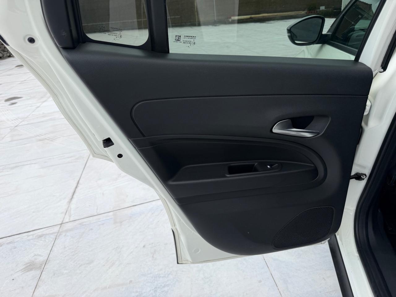 Jeep Avenger 1.2 Turbo 100 CV Summit