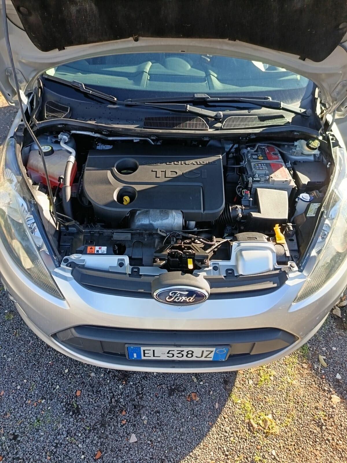 Ford Fiesta 1.4 TDCi 70CV 3 porte ok neopatentati