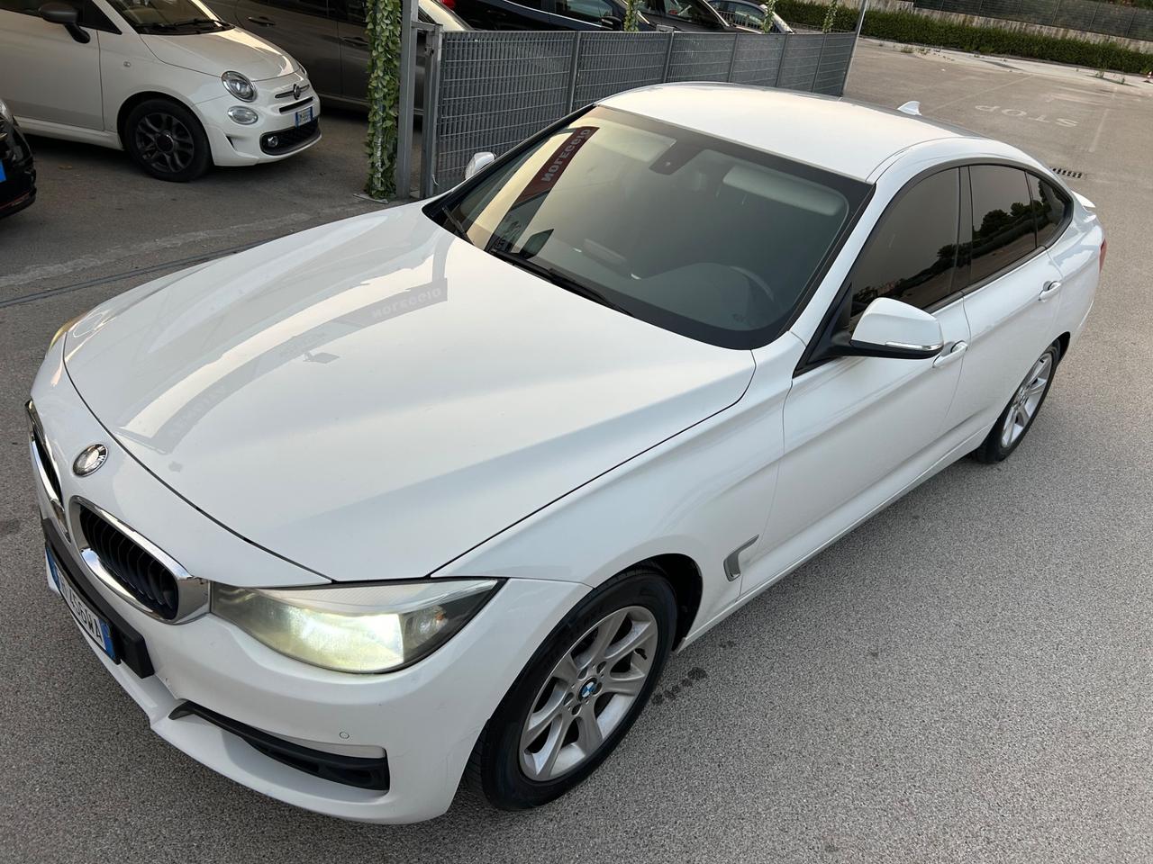 Bmw Gran Turismo GT SERIE 3 318D 2.0 143CV 2014