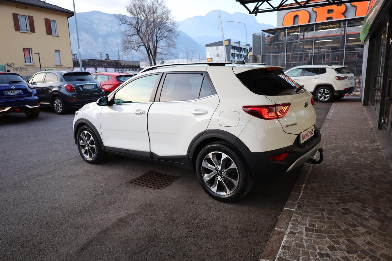 KIA STONIC ENERGY 1.6 110cv neopatentati