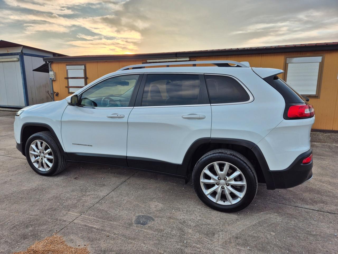 Jeep Cherokee 2.2 Mjt II 4WD Active Drive II Overland