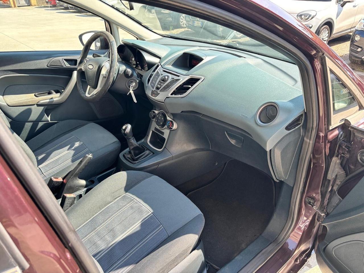 Ford Fiesta 1.4 Titanium Gpl