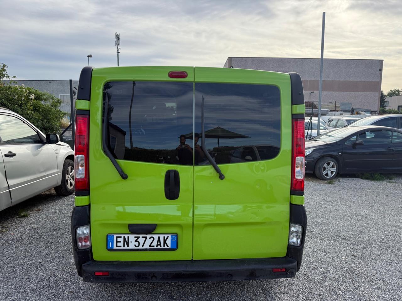 Renault Trafic T27 2.0 16V PC-TN PASSENGER CONFORT