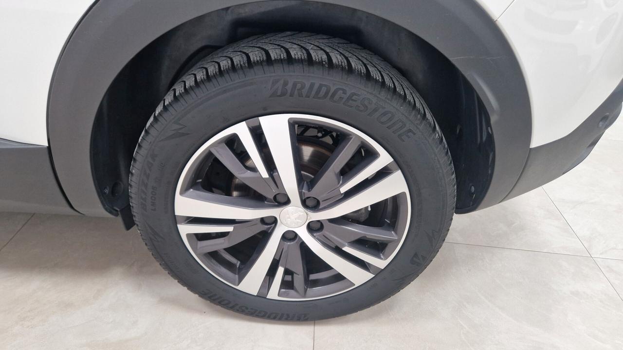 Peugeot 3008 BlueHDi 130 S&S EAT8 Active Pack