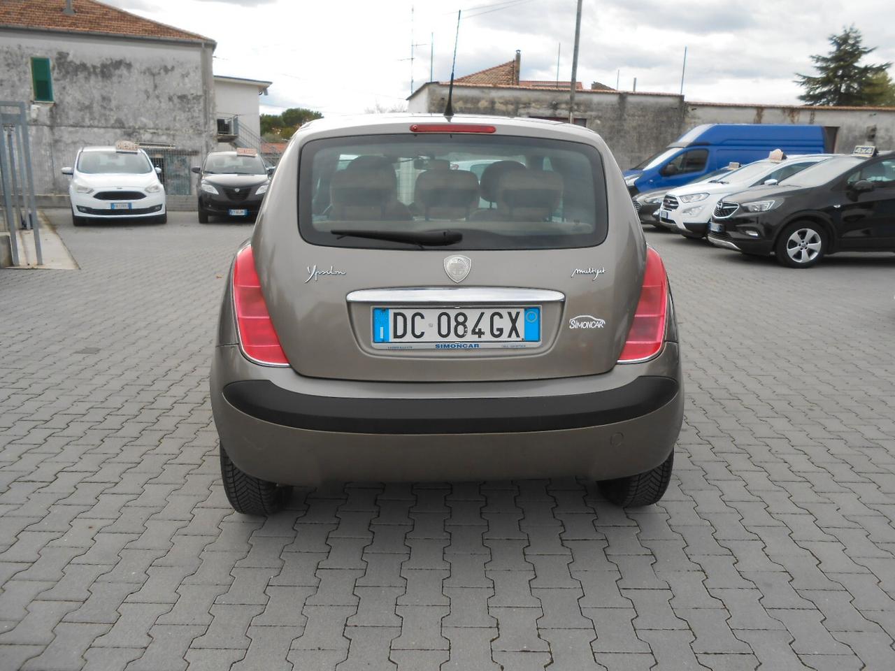 Lancia Ypsilon 1.3 Multijet 16V Oro AUTOMATICA