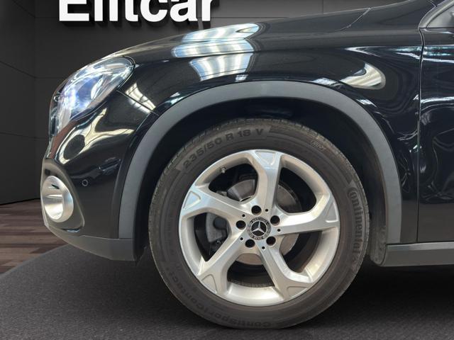 MERCEDES-BENZ GLA 180 Sport