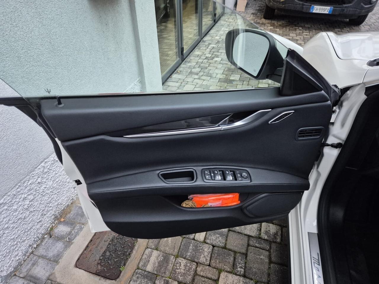 Maserati Ghibli V6 Diesel 275 CV