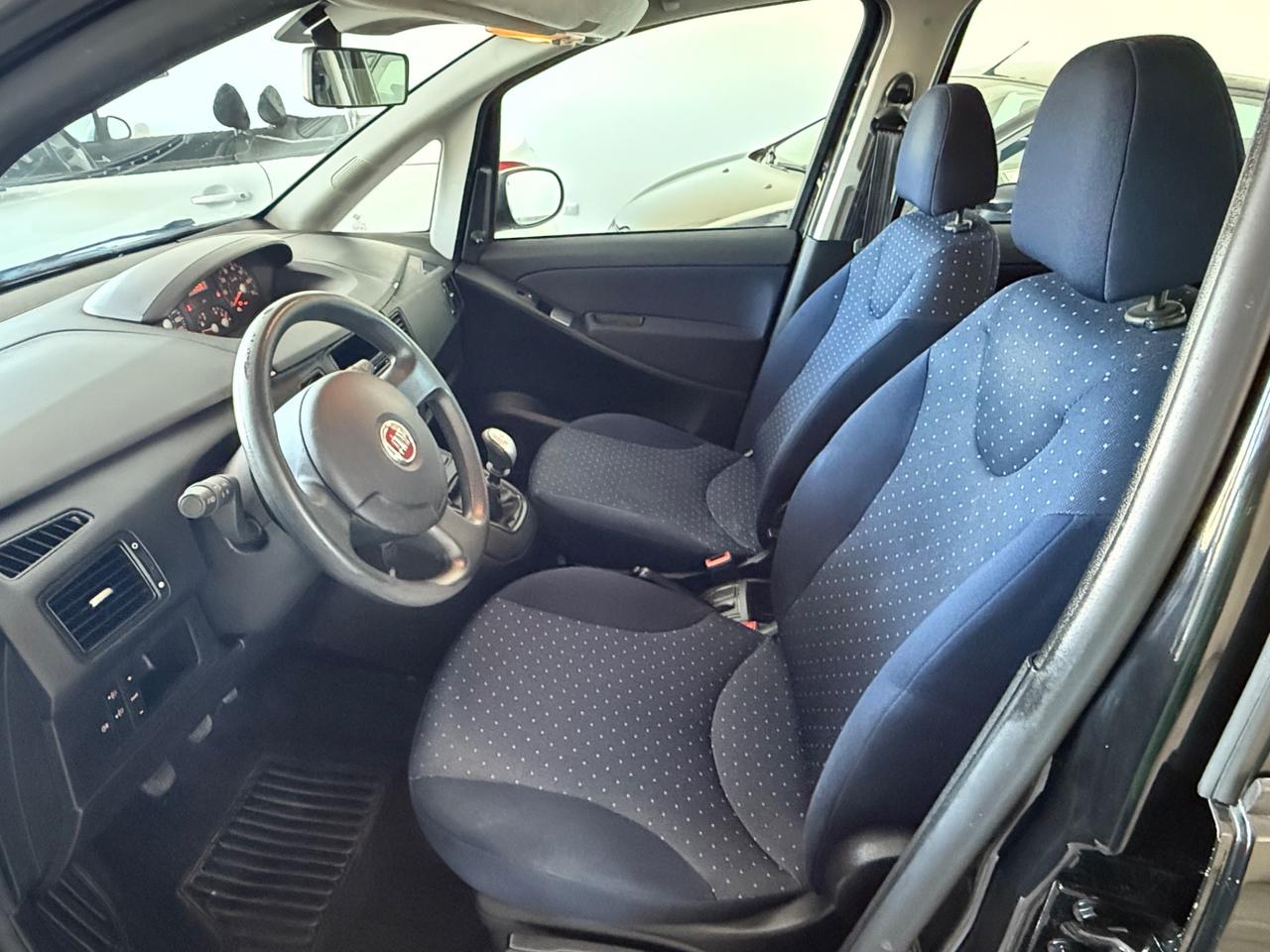 Fiat Idea 1.2 Black Label