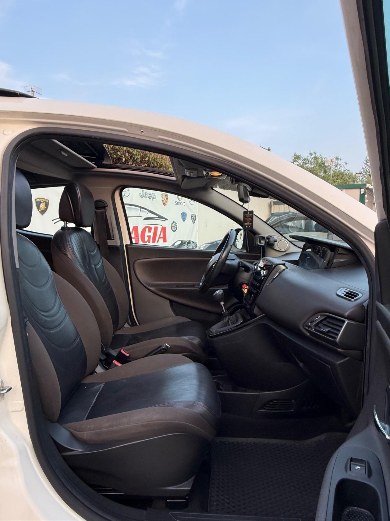 Lancia Ypsilon 1.3 MJT 16V 95 CV 5 porte S&S Platinum